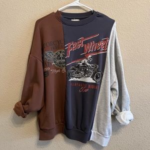 Women’s Sweatshirt